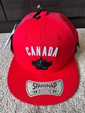 Brand New Bauer x Team Canada Hockey SnapBack Mesh Hat O/S NWT